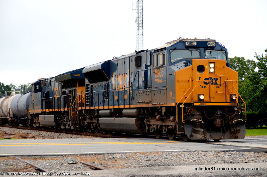 CSX 8905